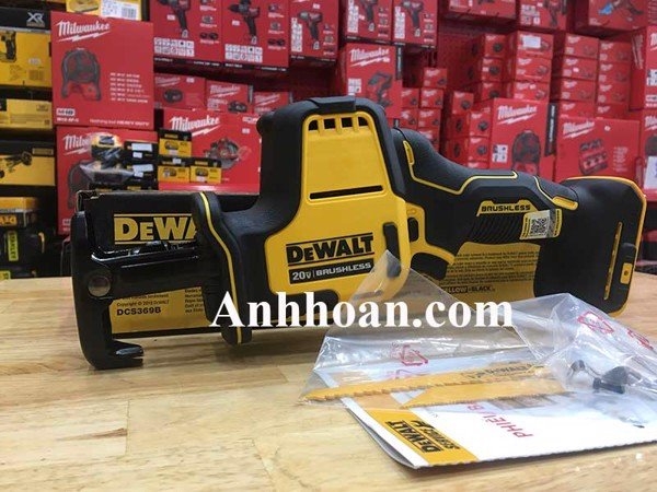 Cưa kiếm Dewalt 20V DCS369B